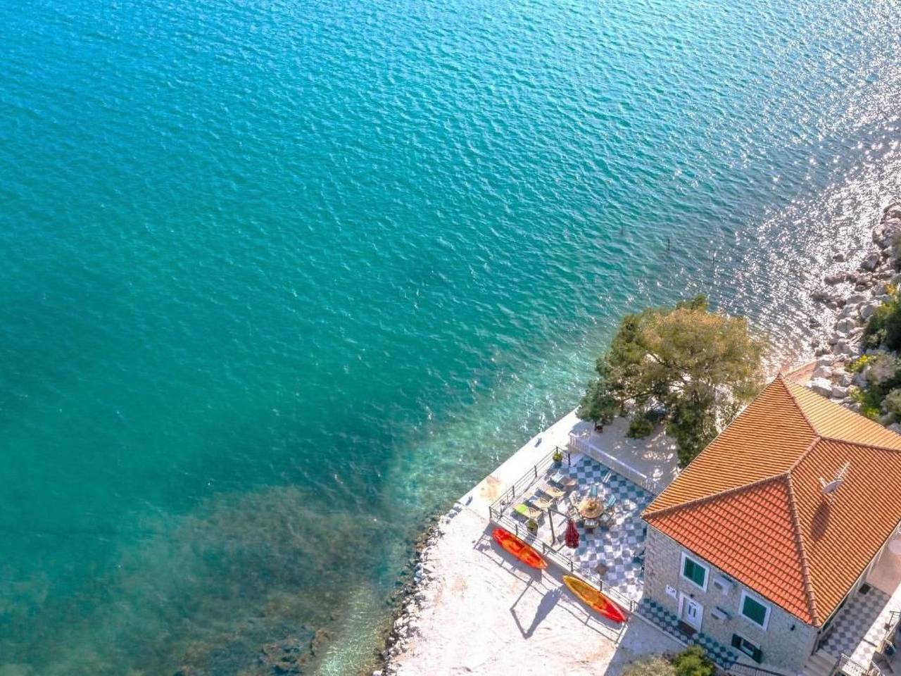 Sonnenaufgang an der Adria - Strandhaus in Blace, Dubrovnik-Neretva