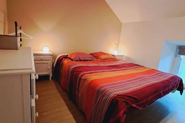D'un coin à l'autre-Gîte-Familie-Eigenes Badezimmer-Blick auf die Landschaft in Nadrin, Houffalize