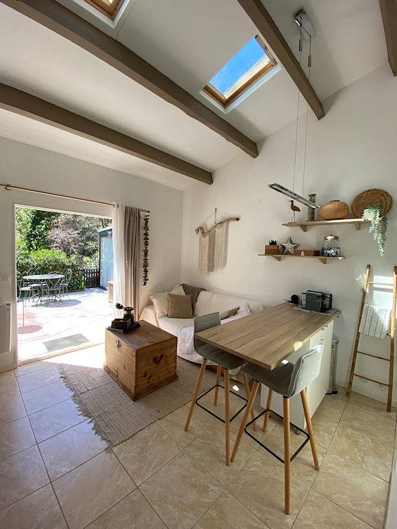 Gîte pour 2 personnes, avec vue sur le lac et terrasse