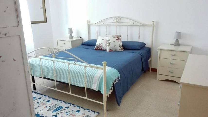 Location de vacances pour 8 personnes, avec jardin, adapté aux familles dans Casalabate - 4