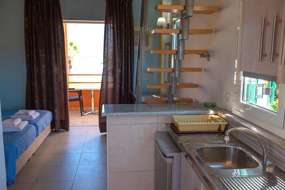 Entire apartment, Apartment with excellent sea view beside the beach in Kavos, Corfu