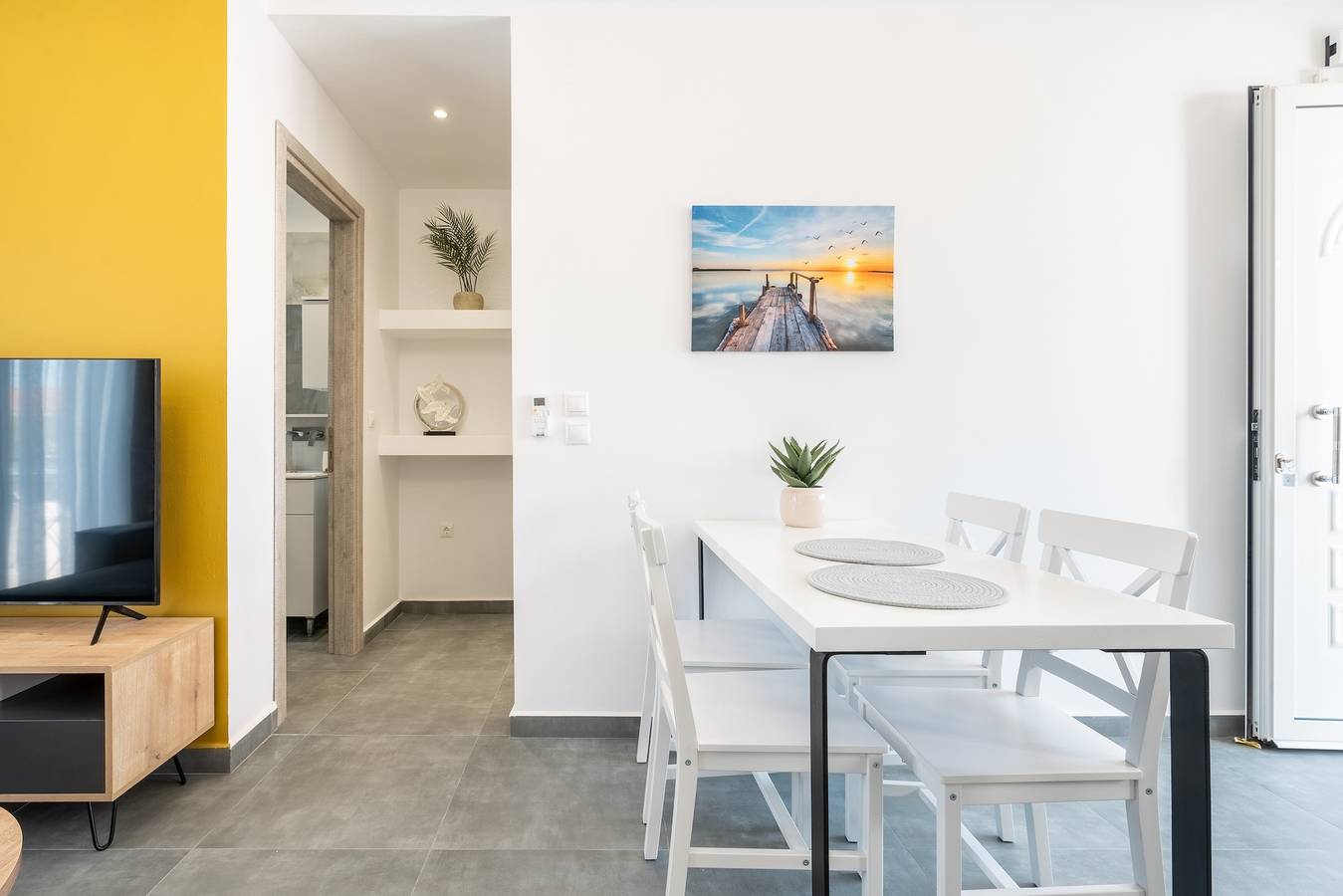 Appartement 'Velvet 2' met Uitzicht op de Bergen, Wifi en Airconditioning, foto 7