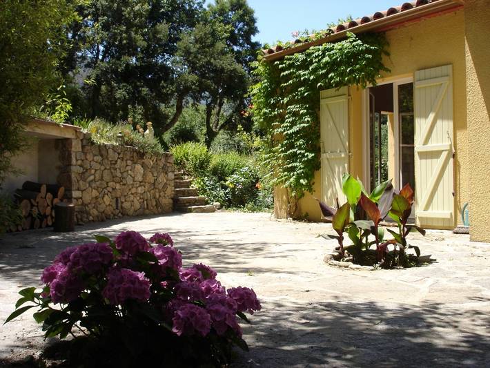 Gîte pour 6 personnes, avec piscine, animaux acceptés à Laroque-des-Albères - 2