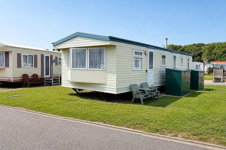 Glamping for 6 people in Lowestoft