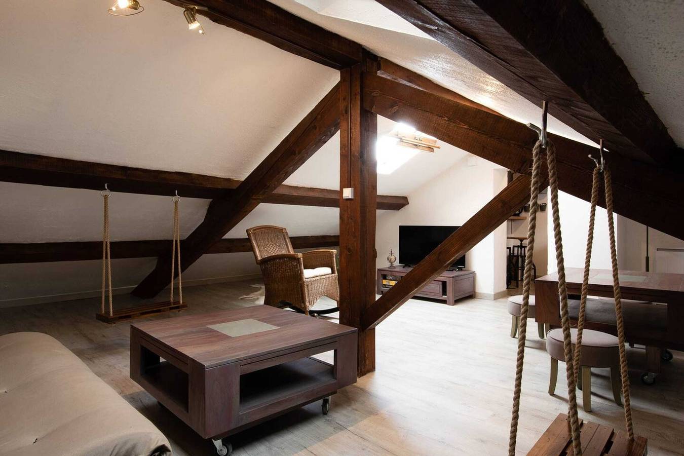Appartement entier, Appartement cosy à Clermont-Ferrand 35 m² proche commodités in Clermont-Ferrand, Parc naturel régional des Volcans d'Auvergne