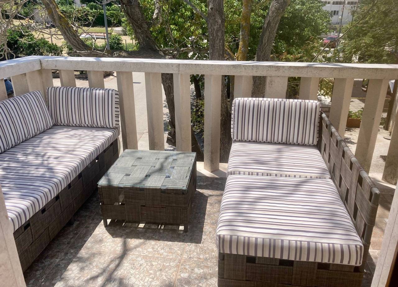 Ganze Wohnung, Ferienwohnung für 4 Personen mit Balkon in Sutivan, Brac