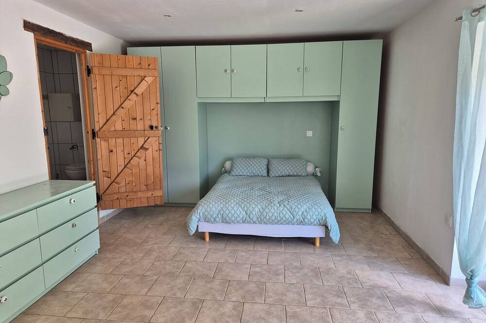 Entire apartment, Apparently T2 in Brigueuil, Charente