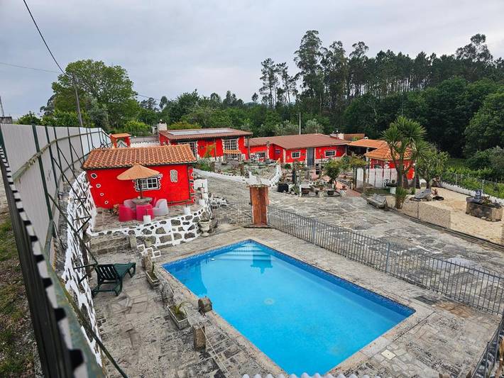 Ferienpark für 9 Personen, mit Garten und Ausblick sowie Pool in Portugal