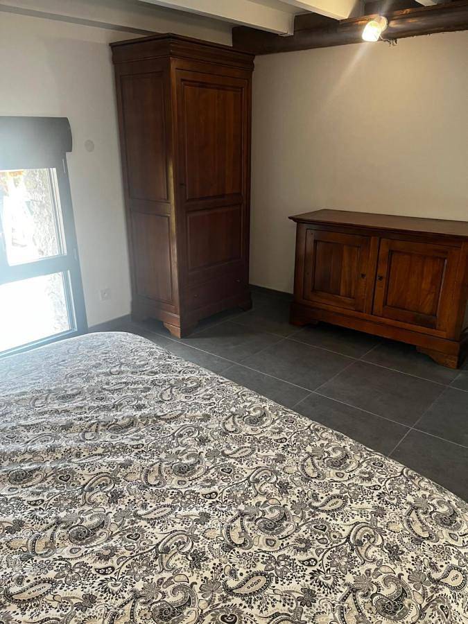 Location de vacances pour 5 personnes, avec balcon à Ceyzérieu - 4