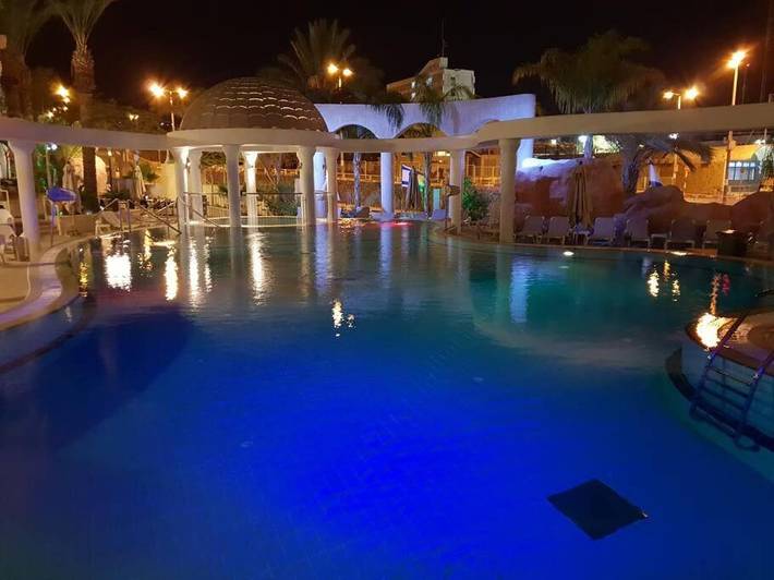 Apartamento de vacaciones para 10 personas, con piscina y terraza - 1