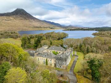 Gîte pour 6 personnes, avec jardin dans Connacht