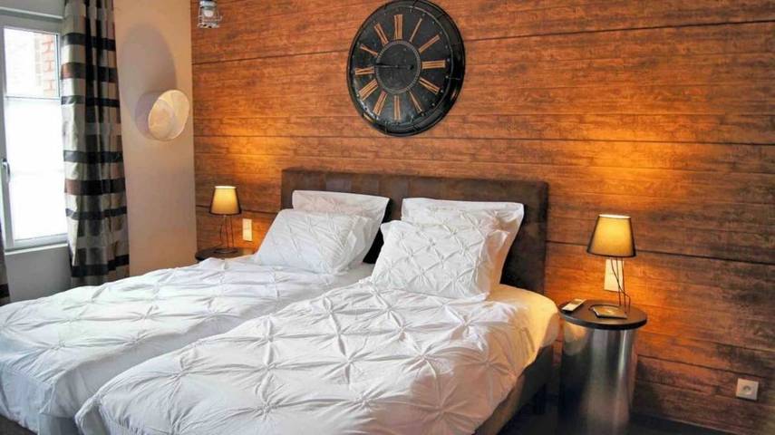 Location de vacances pour 2 personnes, avec Jacuzzi ainsi que Terrasse et Sauna à Béthune