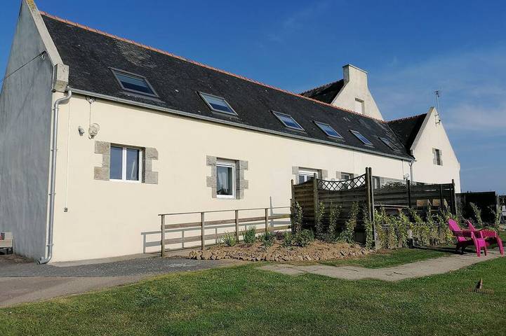 Gîte pour 10 personnes, avec jardin et terrasse - 1