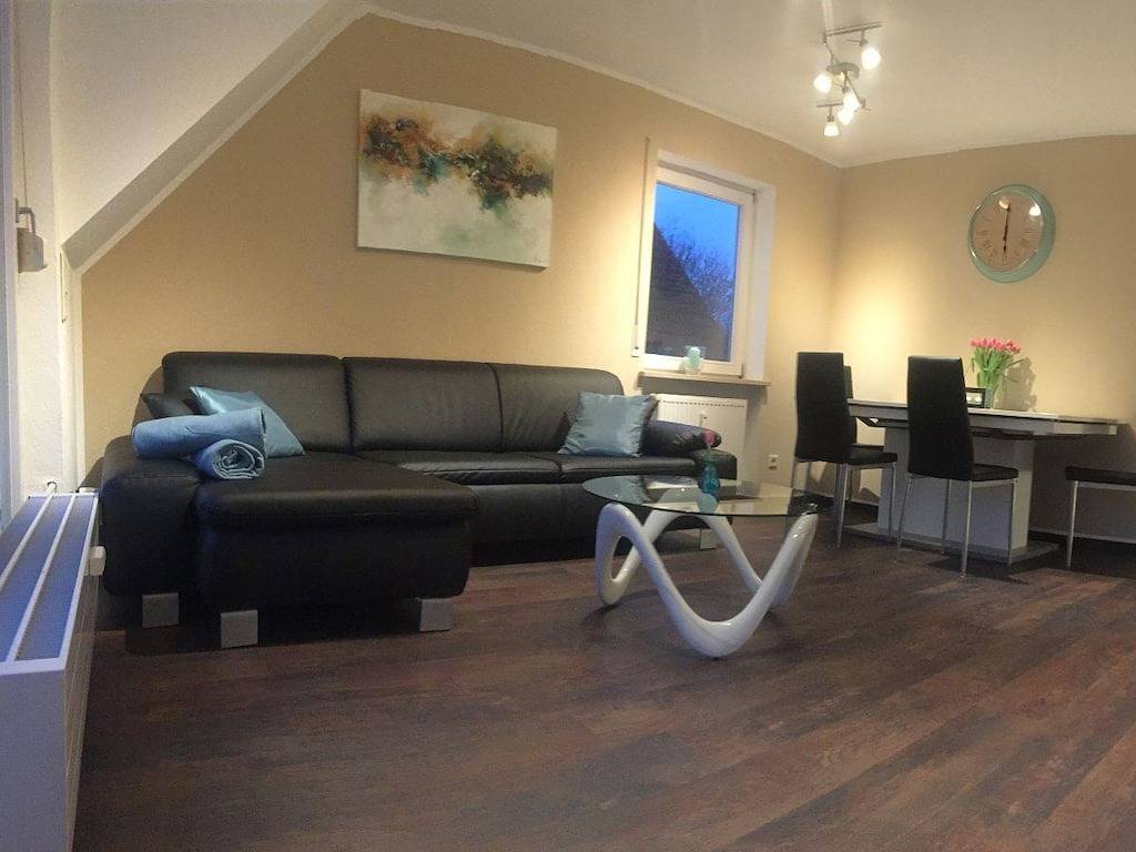 Ferienwohnung mit 2 Schlafzimmer in Unteruhldingen, Uhldingen-Mühlhofen