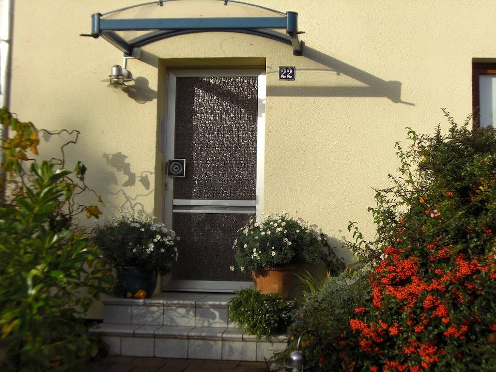 Ferienwohnung in Kiel mit Schwimmbecken in Holtenau, Kiel