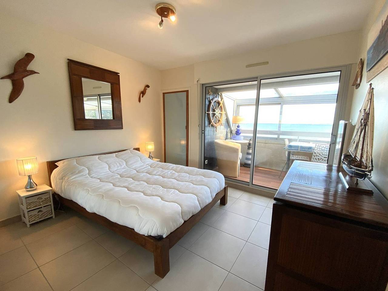 Ganze Wohnung, Renovierte 3*-Wohnung mit Meerblick, 50m vom Strand, Perros-Guirec in Perros-Guirec, Rosa Granitküste