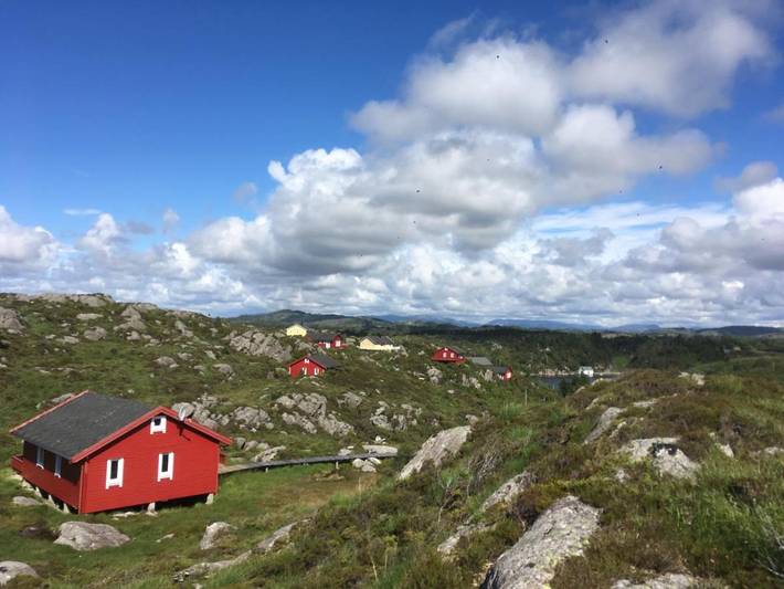 Feriehus for 6 personer, Balkong og Terrasse i tillegg til Hage og Utsikt i Haugesund 