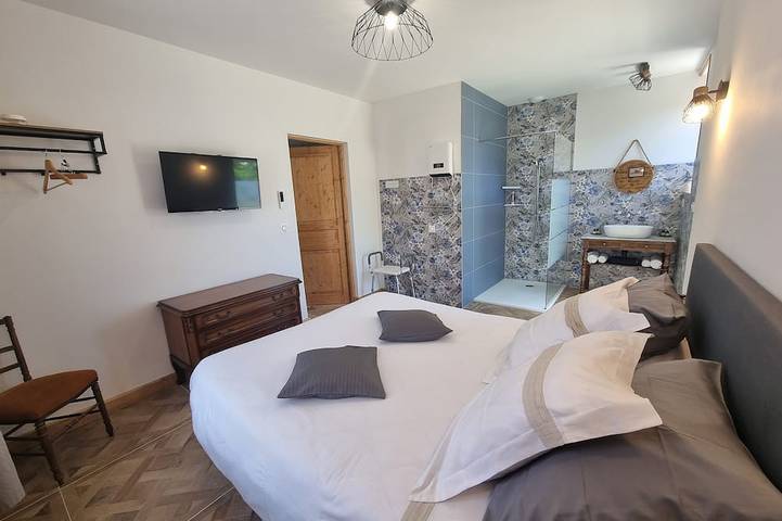 Gîte pour 6 personnes à Le Châtenet-en-Dognon - 2