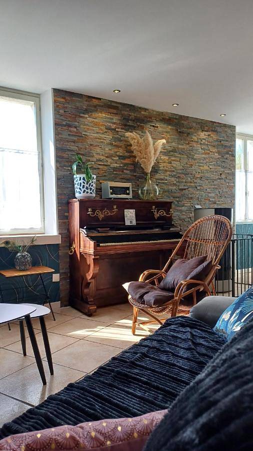 Gîte pour 4 personnes, avec terrasse, animaux acceptés dans Razès