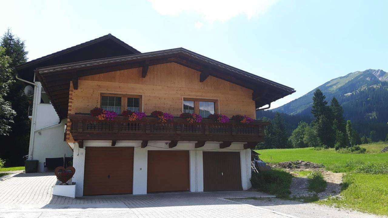 Ganze Wohnung, Two-Bedroom Apartment in Zöblen, Allgäuer Alpen (Österreich)