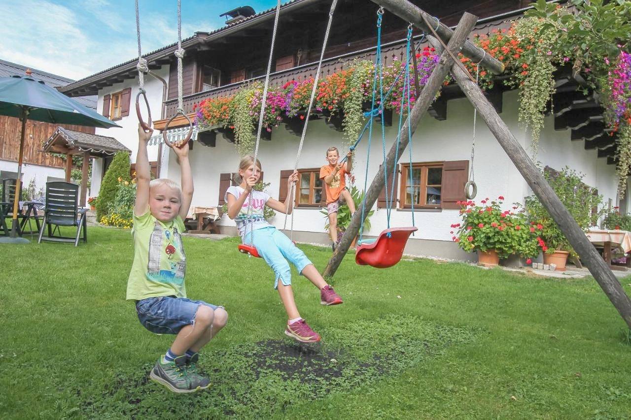 Ganze Wohnung, Apartment with Mountain View in Saalfelden am Steinernen Meer, Pinzgau