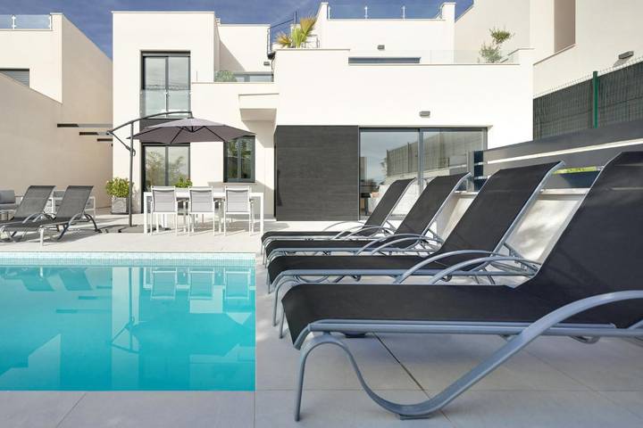 Casa rural para 8 personas, con vistas además de terraza y piscina en Polop de la Marina - 3