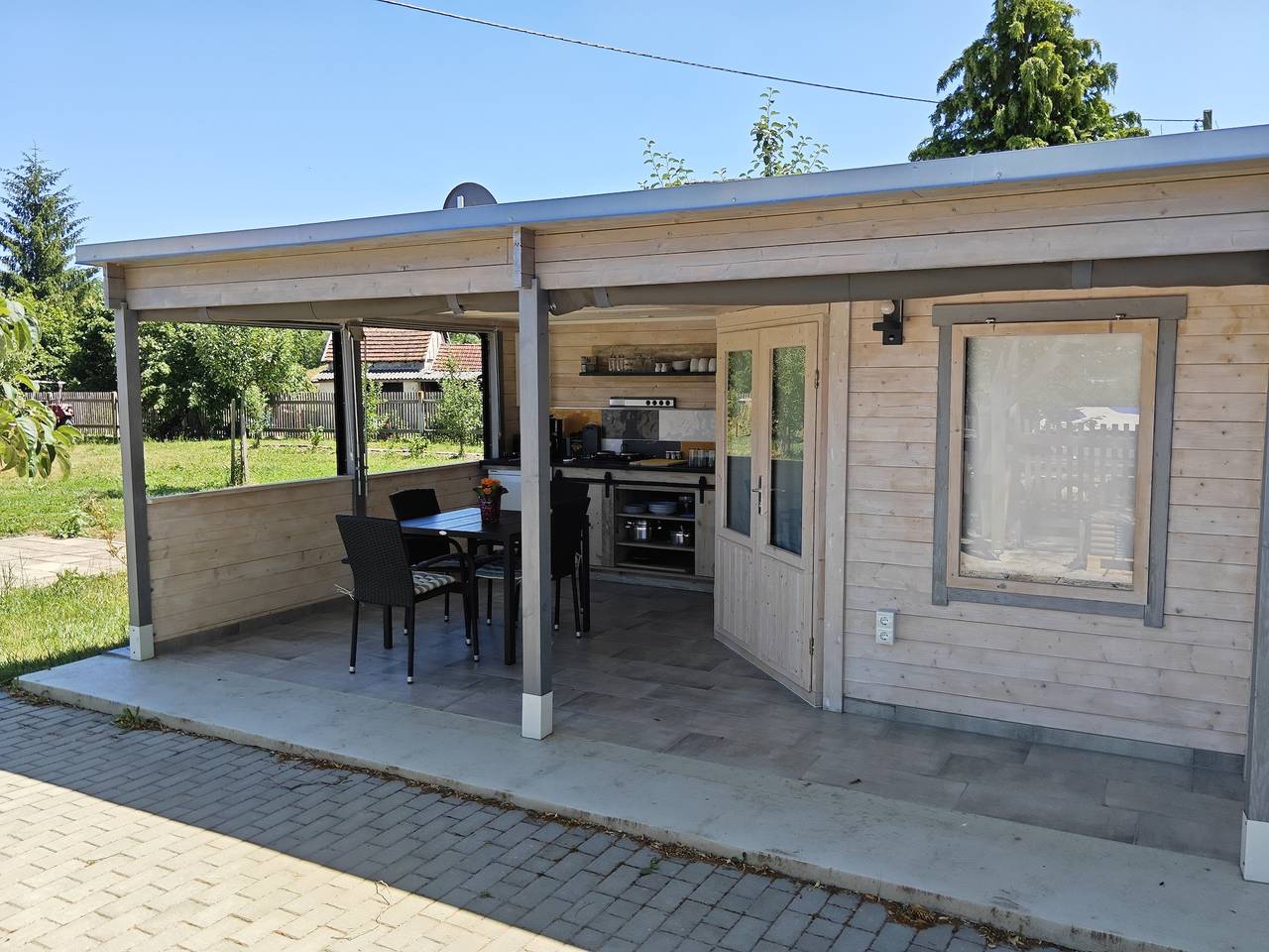 Ganze Ferienwohnung, Sommerfrische Unterhasel "Mona-Lisa" - Bungalow Lisa in Uhlstädt-Kirchhasel, Saaleland