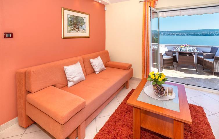 Ferienwohnung für 6 Personen, mit Balkon und Garten auf Krk - 4