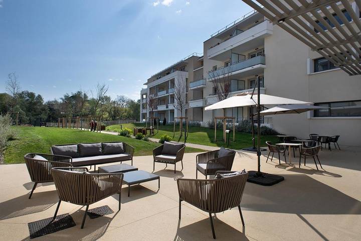 Location de vacances pour 2 personnes, avec jacuzzi et sauna ainsi que piscine et jardin à Carpentras - 4