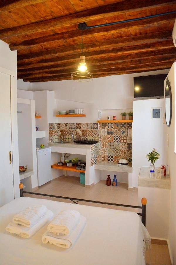 Gîte pour 2 personnes, avec vue et jardin dans Klima - 2