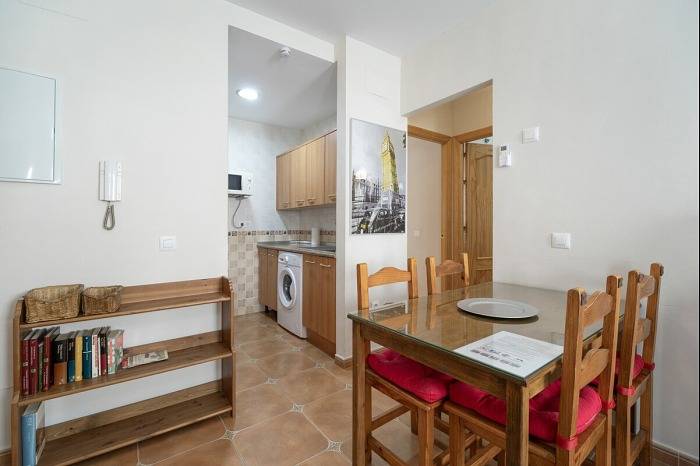 Ganze Ferienwohnung, Ferienwohnung für 6 Personen in Playa del Rompidillo (Rota), Rota