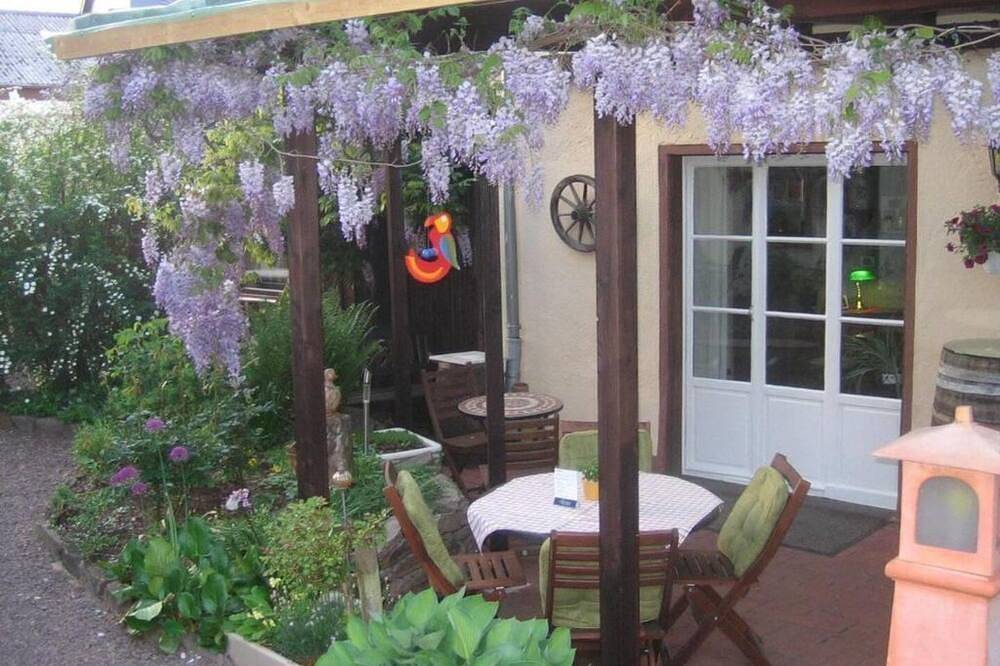 Ganze Wohnung, Ferienwohnung Tebeck's Maisonette - Ferienwohnungen Bistro Tebecks in Wadern, Saar-Nahe-Bergland