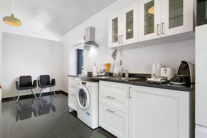 Holiday Home 'Casa Da Vicencia' with Mountain View, Shared Garden and Wi-Fi in São Vicente (Madeira), Madeira