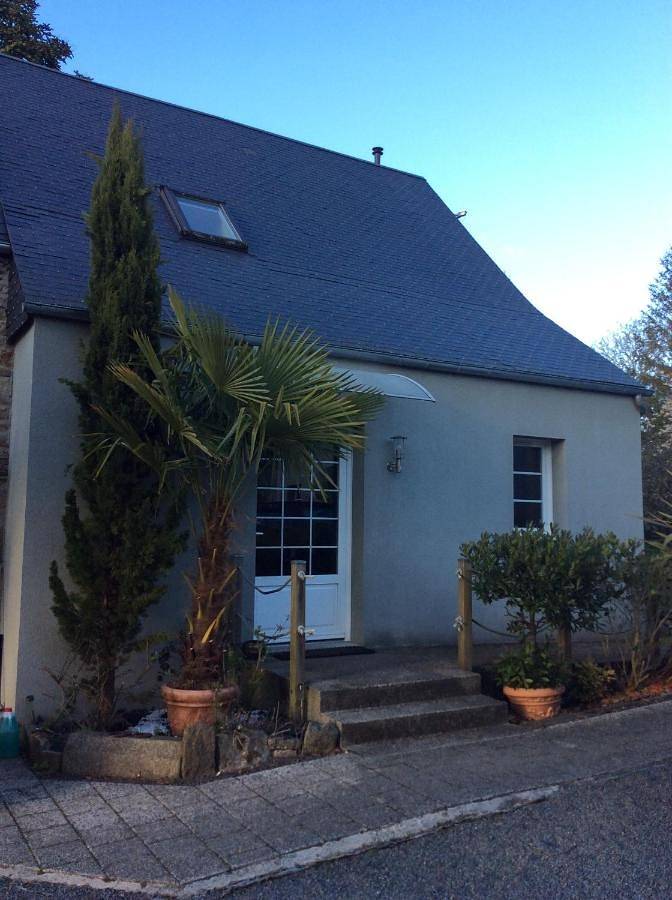 L Entre deux in Champcey, Côte de la Déroute