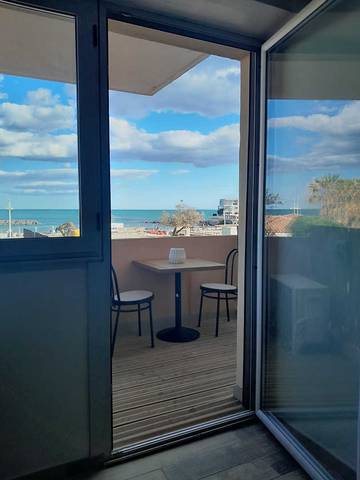 Gîte pour 2 personnes, avec terrasse dans Plage du Môle