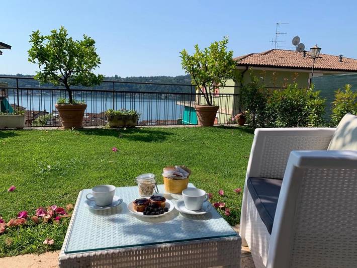 B&b per 9 persone, con Terrazza e Giardino a Salò