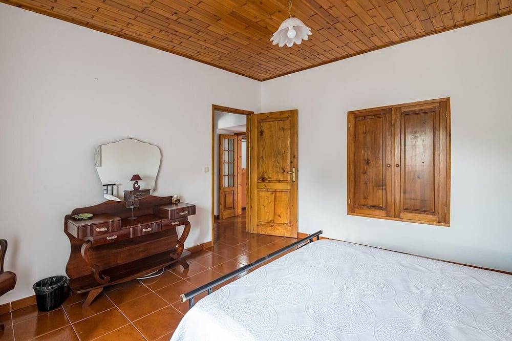 Apartamento entero, Welcomebuddy - Rustic House - Farm & Garden Confort in Isla de San Miguel, São Vicente Ferreira