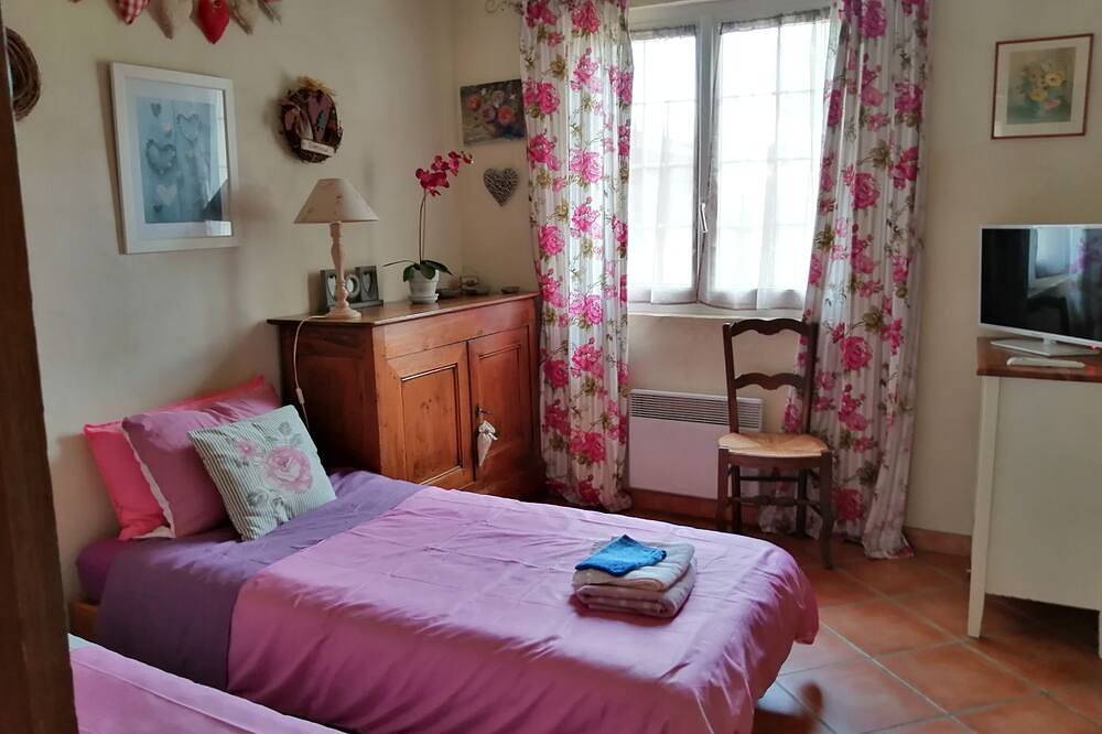 Villa 5 couchages  piscine et jardin privé ;l' Océan ses belles plages Lac Foret in Azur, Côte d’Argent