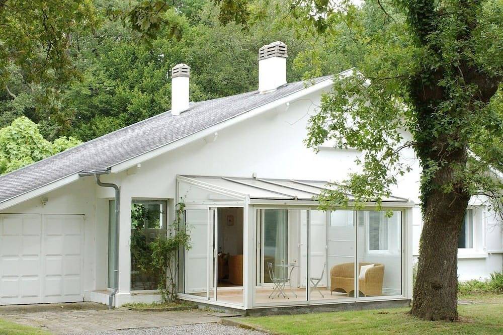 La Conciergerie-Casa-Confortable-Baño privado-Vista al Jardín in Jurançon, Béarn