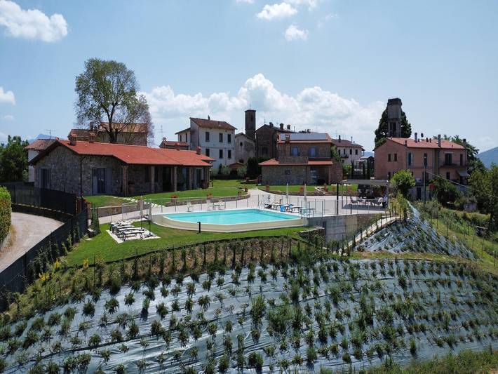 Casa vacanza per 6 persone, con piscina e terrazza, adatto a famiglie con bambini a Poppi