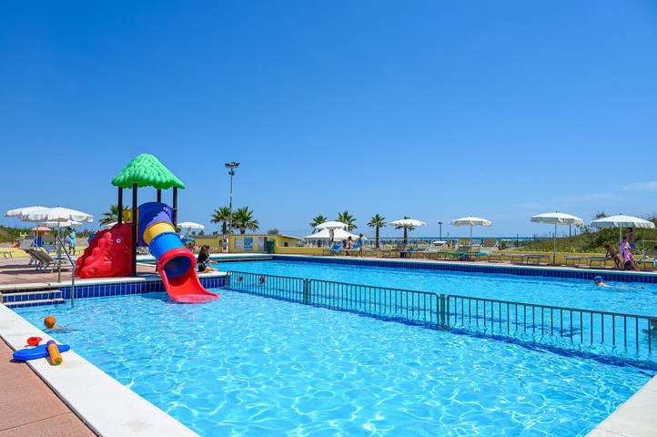 Bungalow für 5 Personen, mit Pool und Kinderpool sowie Whirlpool, mit Haustier - 1