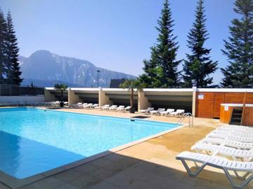 Chalet pour 8 personnes, avec piscine, adapté aux familles à Chamrousse