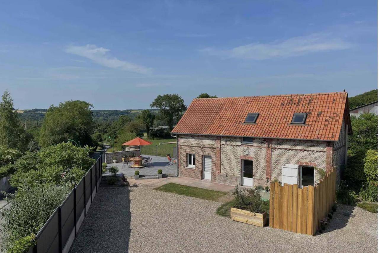 Three-Bedroom House in Cocquerel, Région d'Abbeville