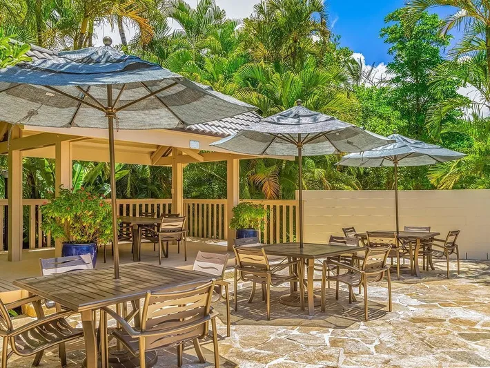 Vacation apartment for 5 people, with balcony and yard as well as pool and hot tub - 1