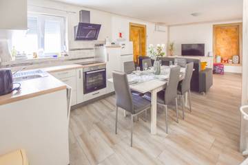 Feriehus til 12 Personer i Kali, Øya Ugljan, Bilde 2