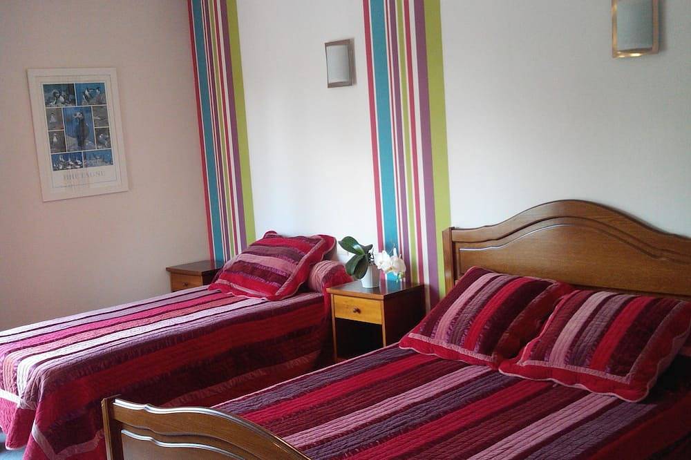 Entire apartment, T 2 - Sea view - Arradon- Gulf of Morbihan - Pays de Vannes - South Brittany in Arradon, Côte des Mégalithes