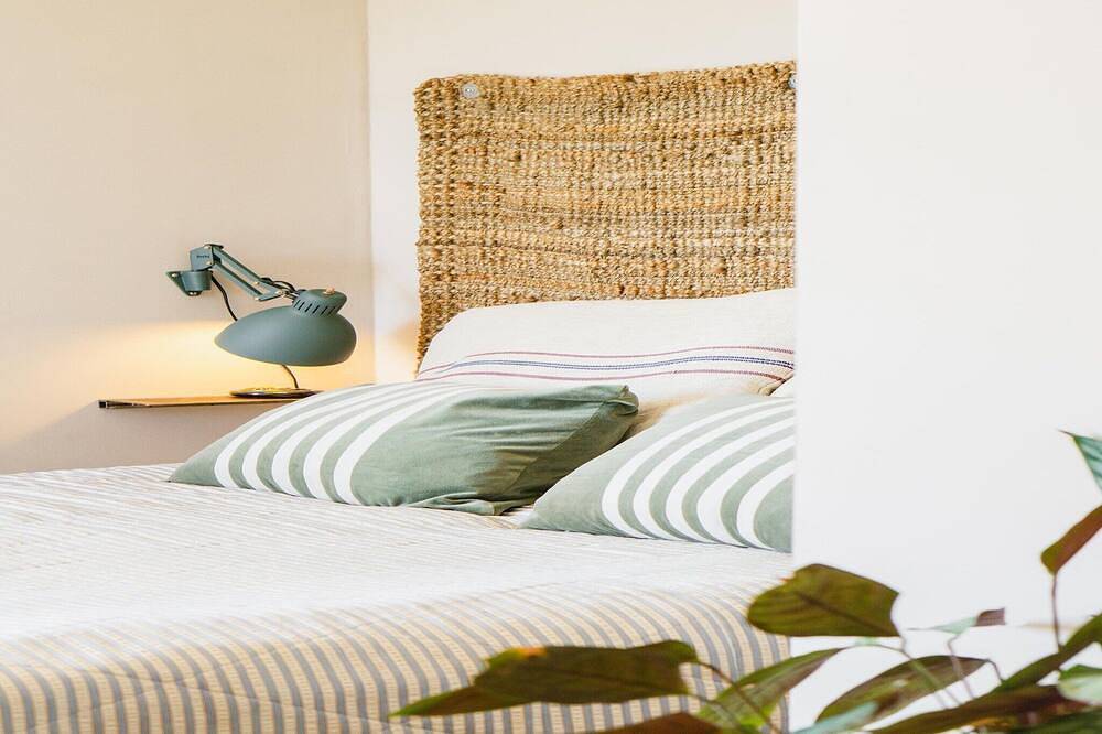 Designervilla mit Sauna und Swimmingpool in Canyelles (Barcelona), Garraf
