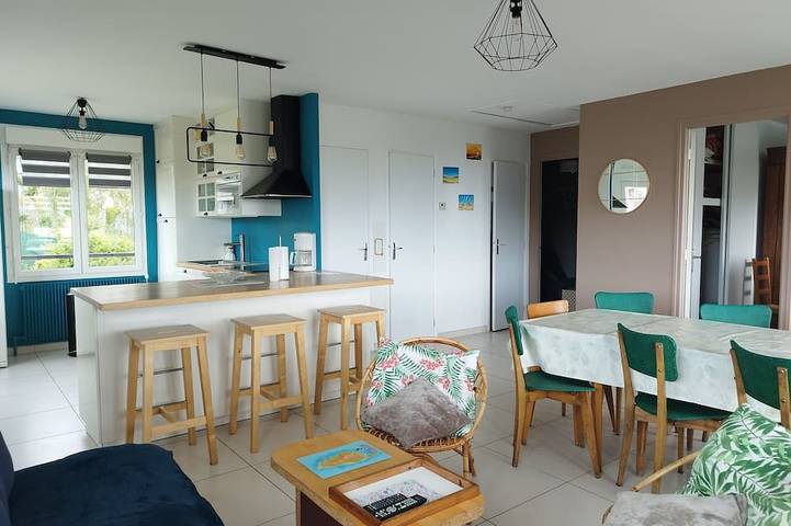 Ferienhaus für 8 Personen, mit Garten in Granville