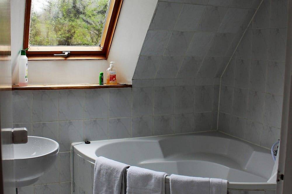 Ganze Wohnung, Top Apartment mit Dachterrasse in Alvesen/Ehestorf/Vahrendorf/Rosengarten/Hambur in Rosengarten, Landkreis Harburg