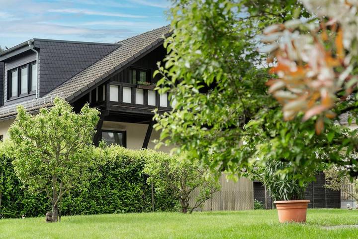 Gîte pour 4 personnes, avec jardin et vue, animaux acceptés à Ernst